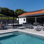 Casa Pura Vida - Heated Pool And Sea View *